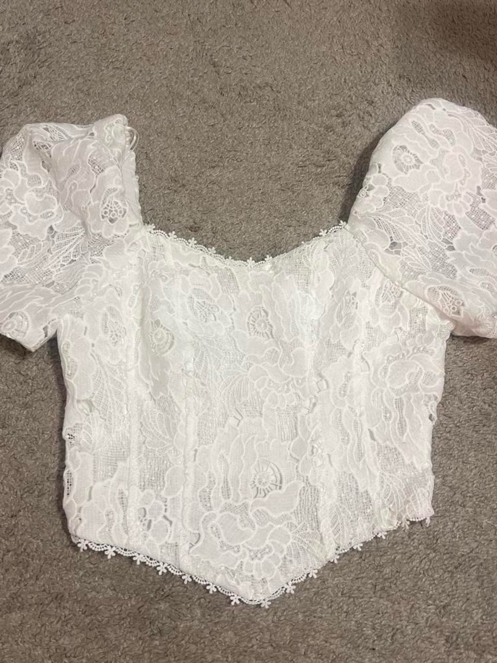 White Lace Puff-Sleeve Crop Blouse